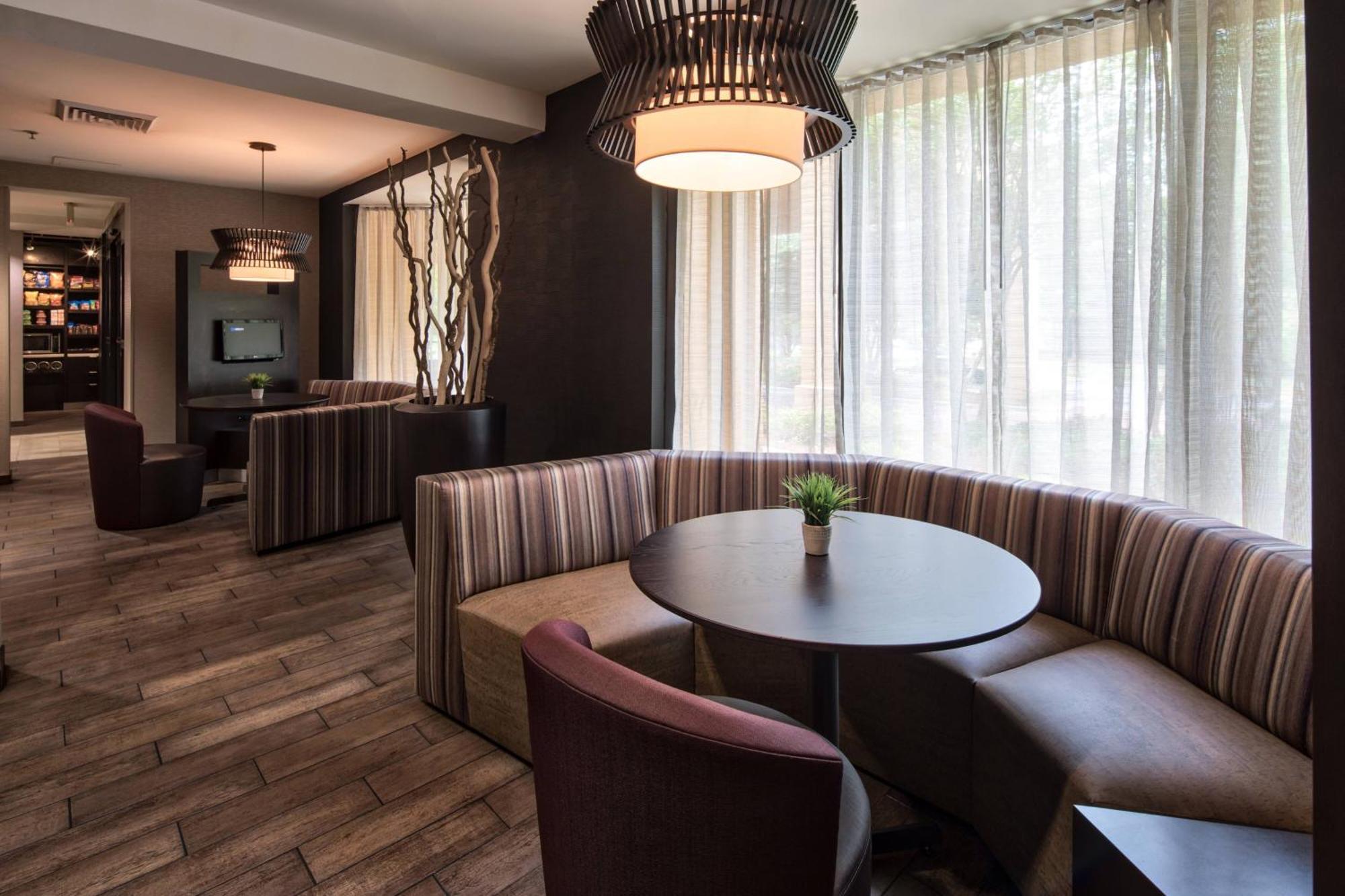 Courtyard By Marriott Rock Hill Hotell Eksteriør bilde